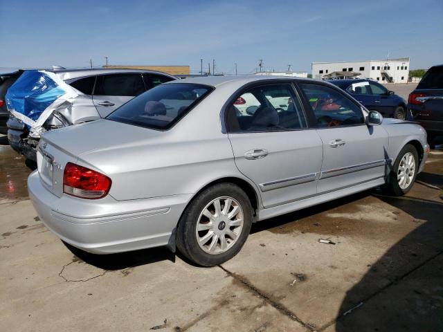 KMHWF35H22A708025 - 2002 HYUNDAI SONATA GLS SILVER photo 3