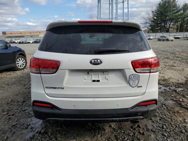 5XYPG4A38GG125388 - 2016 KIA SORENTO LX WHITE photo 6