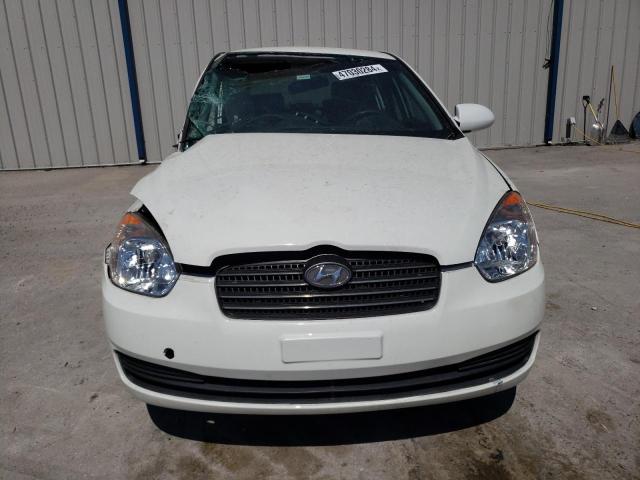 KMHCN46C59U325753 - 2009 HYUNDAI ACCENT GLS WHITE photo 5