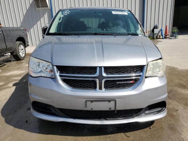 2C4RDGBG8DR639298 - 2013 DODGE GRAND CARA SE SILVER photo 5