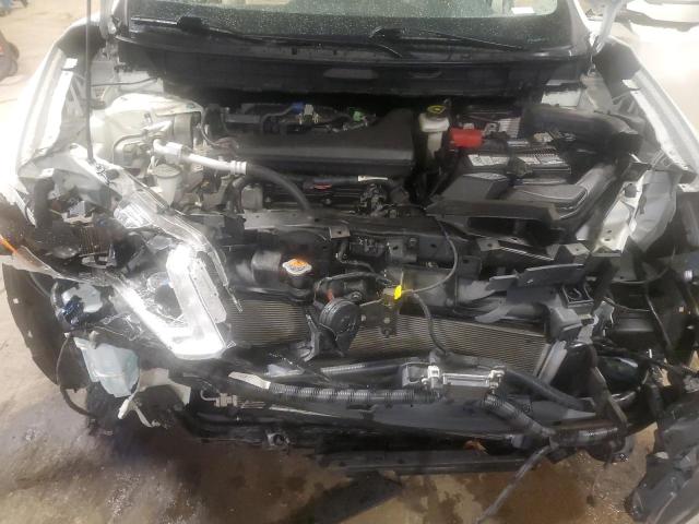 JN8AT2MV2JW315432 - 2018 NISSAN ROGUE S WHITE photo 12