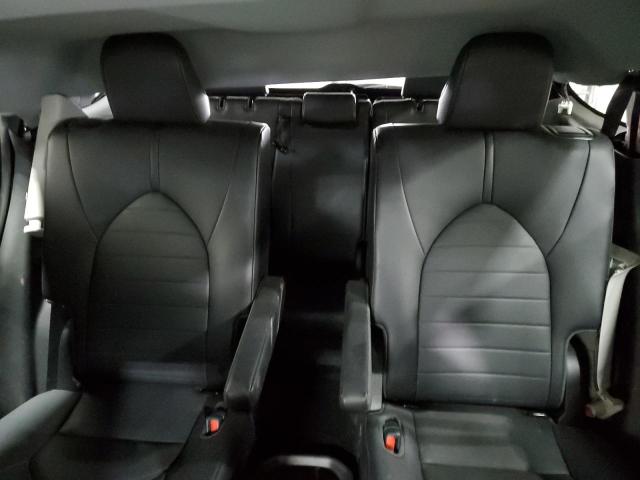 5TDGZRBH8LS019702 - 2020 TOYOTA HIGHLANDER XLE BROWN photo 10