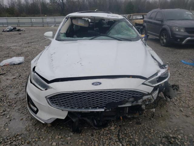 3FA6P0K96LR133163 - 2020 FORD FUSION TITANIUM WHITE photo 5