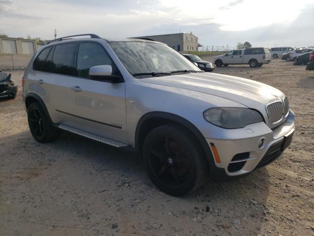 5UXZV8C56BL420859 - 2011 BMW X5 XDRIVE50I SILVER photo 4