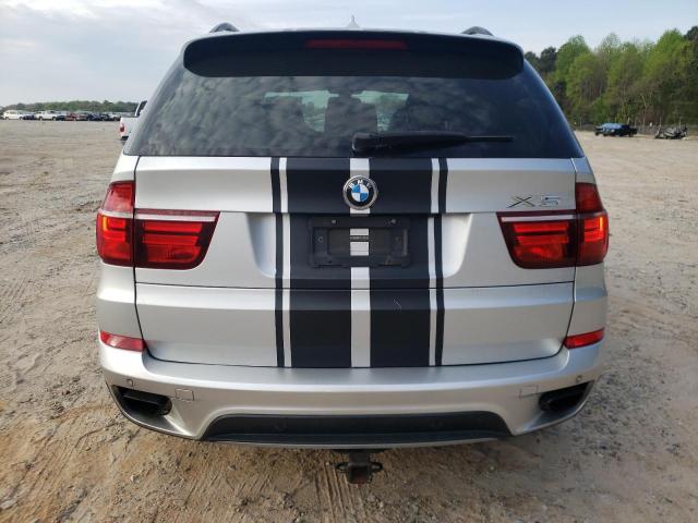 5UXZV8C56BL420859 - 2011 BMW X5 XDRIVE50I SILVER photo 6