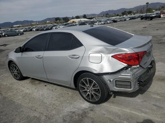 5YFBURHE3HP619985 - 2017 TOYOTA COROLLA L SILVER photo 2
