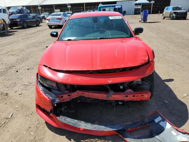 2C3CDXBG8HH623642 - 2017 DODGE CHARGER SE RED photo 5