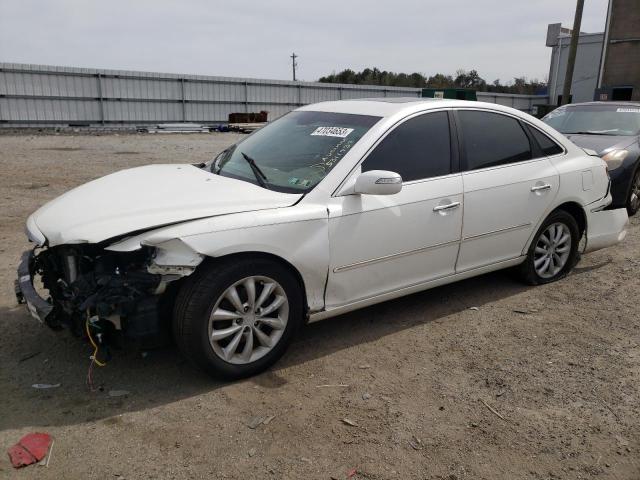 KMHFC46F28A262821 - 2008 HYUNDAI AZERA SE WHITE photo 1