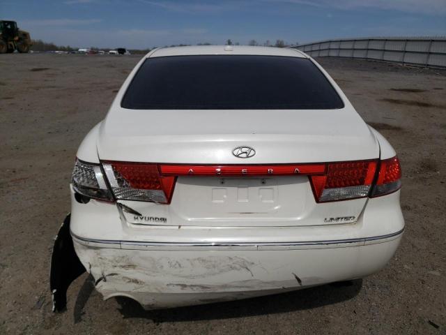 KMHFC46F28A262821 - 2008 HYUNDAI AZERA SE WHITE photo 6