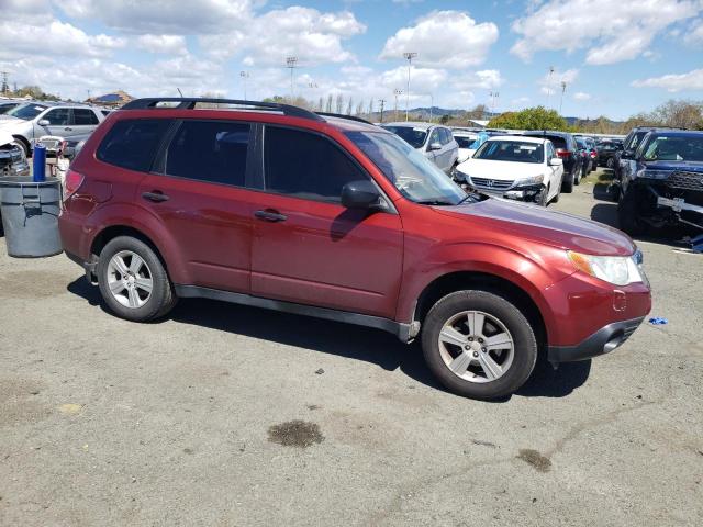 JF2SHABC4BH779164 - 2011 SUBARU FORESTER 2.5X BURGUNDY photo 4