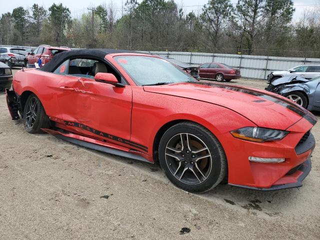 1FATP8UH5J5115064 - 2018 FORD MUSTANG RED photo 4