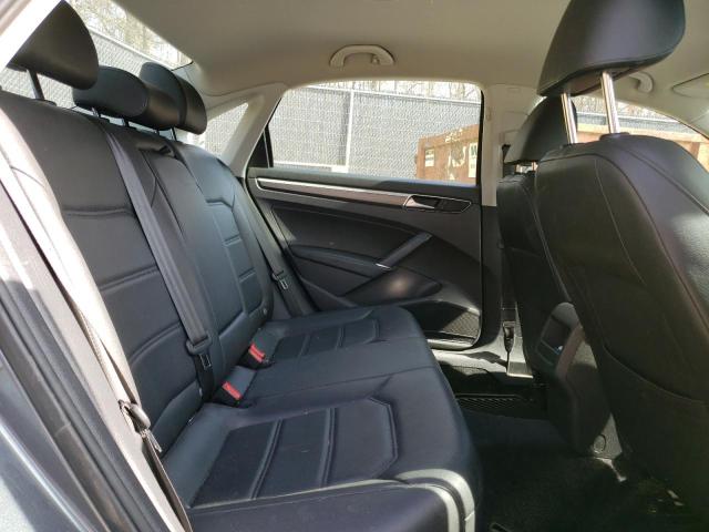 1VWDT7A35HC001324 - 2017 VOLKSWAGEN PASSAT R-LINE Gümüş foto 10