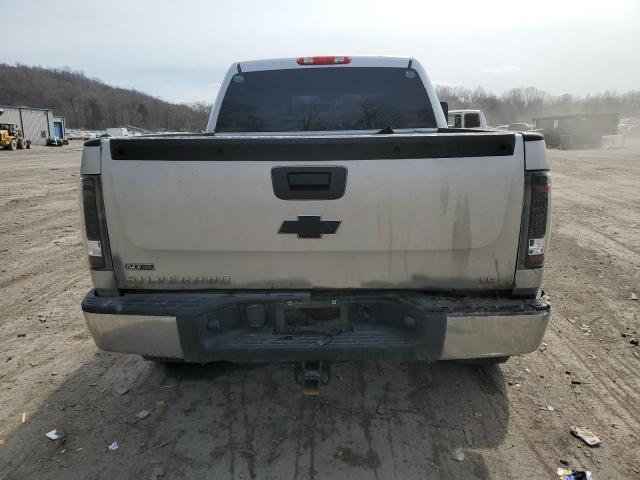 3GCRKREA0AG269877 - 2010 CHEVROLET SILVERADO K1500 LS SILVER photo 6