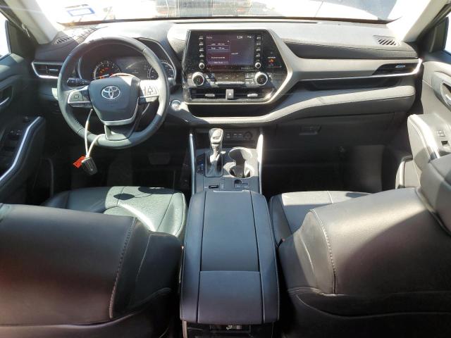 5TDGZRAH2NS097543 - 2022 TOYOTA HIGHLANDER XLE GRAY photo 8