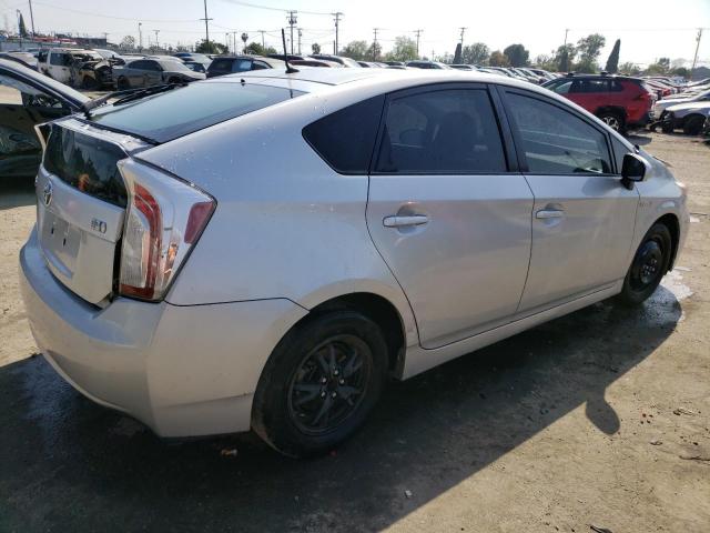 JTDKN3DU9F0478385 - 2015 TOYOTA PRIUS SILVER photo 3