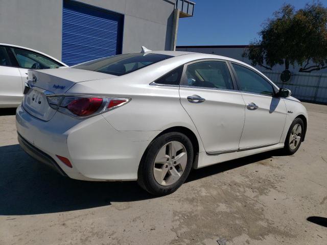 KMHEC4A49BA004367 - 2011 HYUNDAI SONATA HYBRID WHITE photo 3