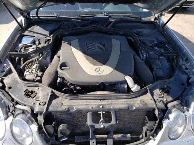 WDBUF90X38B238733 - 2008 MERCEDES-BENZ E 550 4MATIC SILVER photo 11