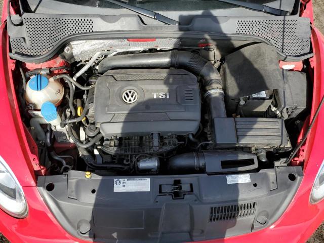 3VW517AT9HM816313 - 2017 VOLKSWAGEN BEETLE S/SE RED photo 11