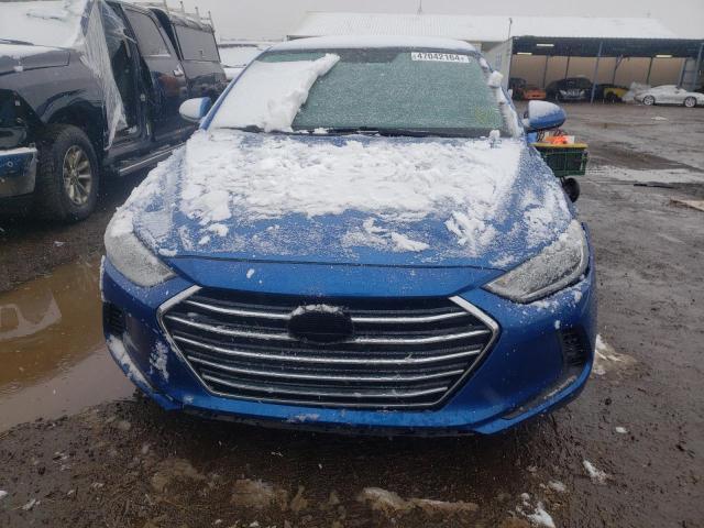 5NPD84LF6HH045427 - 2017 HYUNDAI ELANTRA SE BLUE photo 5