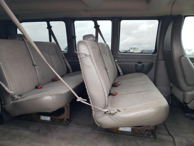 1GAZGYFG4B1131668 - 2011 CHEVROLET EXPRESS G3 LT WHITE photo 11