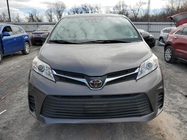 5TDKZ3DCXKS984620 - 2019 TOYOTA SIENNA LE GRAY photo 5