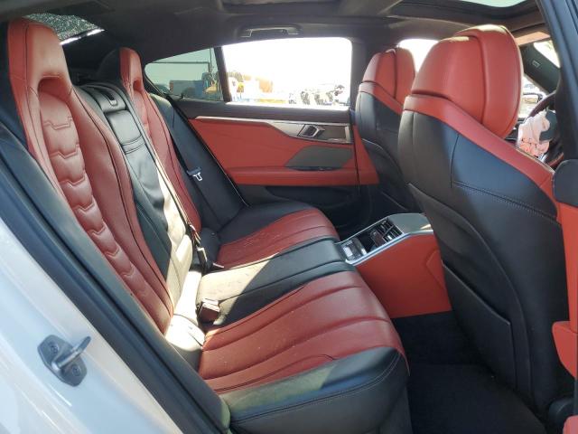 WBAGV2C01NCJ17984 - 2022 BMW 840I WHITE photo 10