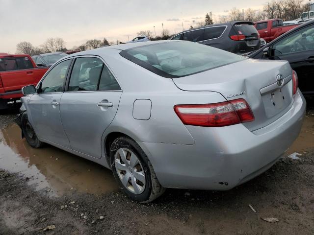 JTNBE46K473092728 - 2007 TOYOTA CAMRY CE SILVER photo 2