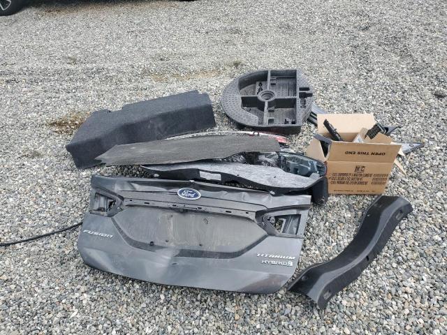 3FA6P0RU0JR243066 - 2018 FORD FUSION TITANIUM/PLATINUM HEV CHARCOAL photo 12