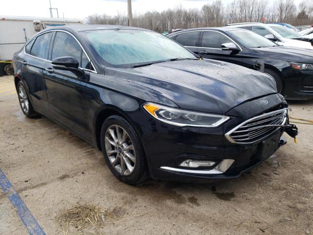 3FA6P0HD0HR340358 - 2017 FORD FUSION SE BLACK photo 4