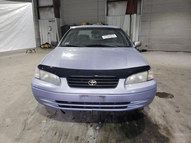 4T1BG22K8VU057010 - 1997 TOYOTA CAMRY CE BLUE photo 5