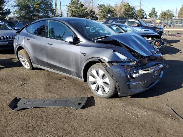 7SAYGDEE1PF882045 - 2023 TESLA MODEL Y GRAY photo 4