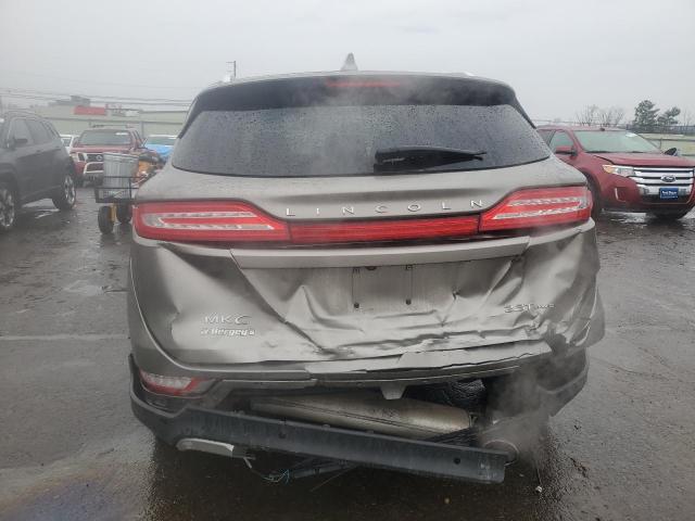 5LMTJ3DH7HUL61217 - 2017 LINCOLN MKC RESERVE თაფლისფერი ფოტო 6