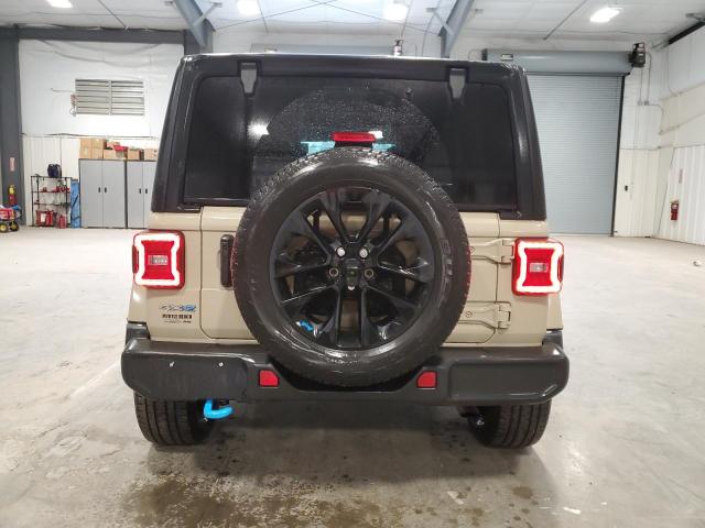 1C4JJXP60NW271097 - 2022 JEEP WRANGLER U SAHARA 4XE TAN photo 6