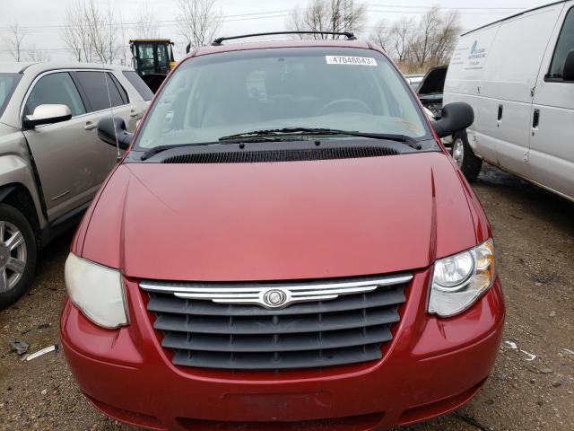 2A4GP54LX7R185194 - 2007 CHRYSLER TOWN & COU TOURING 红色 照片 5