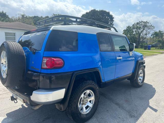 JTEBU11F970086498 - 2007 TOYOTA FJ CRUISER BLUE photo 4