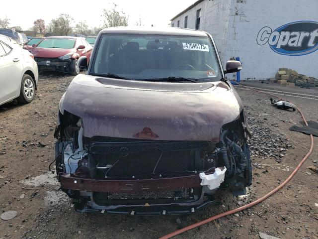 JTLZE4FE1B1122127 - 2011 TOYOTA SCION XB 勃艮第红 照片 5