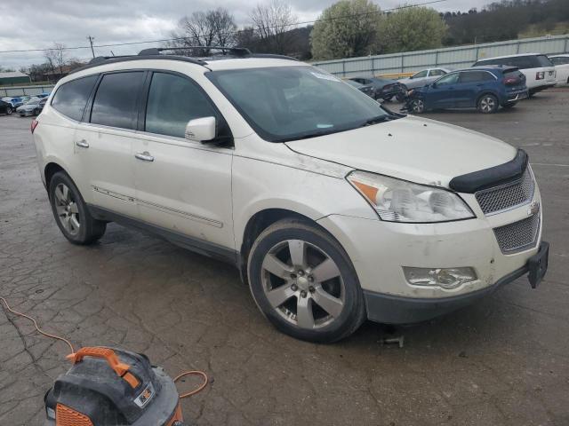 1GNKVLED9BJ124862 - 2011 CHEVROLET TRAVERSE LTZ WHITE photo 4