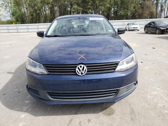 3VW2K7AJ6DM370713 - 2013 VOLKSWAGEN JETTA BASE Կապույտ լուսանկար 5