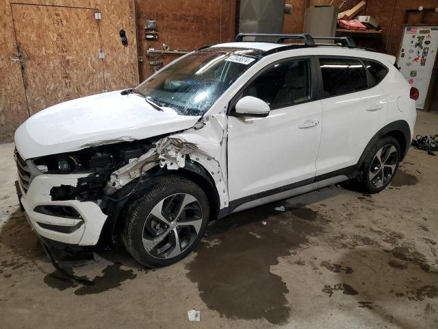 KM8J3CA2XJU752890 - 2018 HYUNDAI TUCSON VALUE WHITE photo 1