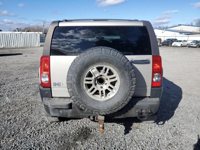 5GTDN136368154777 - 2006 HUMMER H3 SILVER photo 6