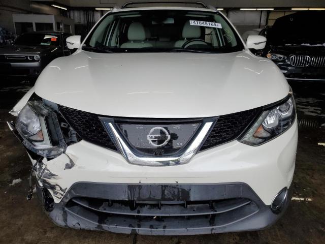 JN1BJ1CR9HW112622 - 2017 NISSAN ROGUE S WHITE photo 5