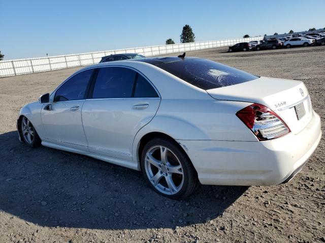 WDDNG9EB7DA527300 - 2013 MERCEDES-BENZ S 550 4MATIC WHITE photo 2