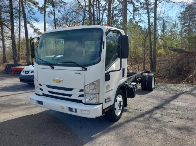 JALEEW165L7300964 - 2020 CHEVROLET 5500XD WHITE photo 2