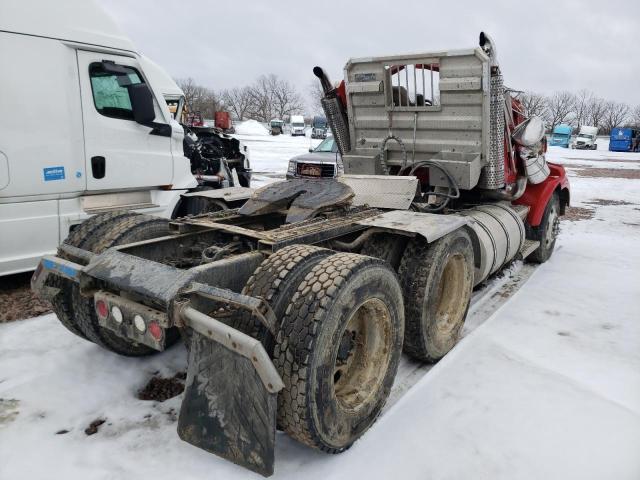 1XKDDB9X54R067281 - 2004 KENWORTH CONSTRUCTI T800 RED photo 4