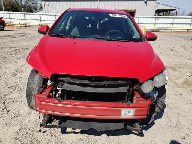 1G1JA6SG7D4194340 - 2013 CHEVROLET SONIC LS წითელი ფოტო 5