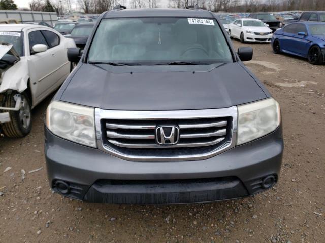 5FNYF3H2XDB035547 - 2013 HONDA PILOT LX GRAY photo 5