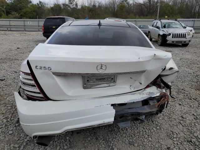 WDDGJ4HB3FG369658 - 2015 MERCEDES-BENZ C 250 WHITE photo 6