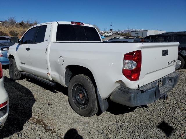 5TFRM5F1XJX123399 - 2018 TOYOTA TUNDRA DOUBLE CAB SR/SR5 WHITE photo 2
