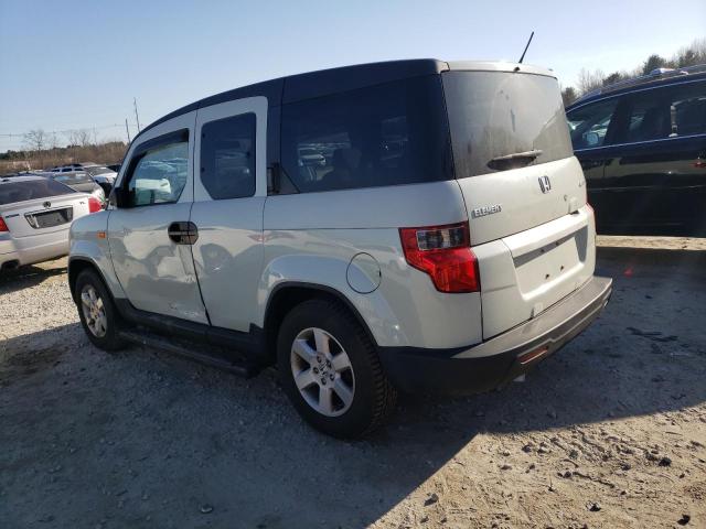 5J6YH2H76BL007040 - 2011 HONDA ELEMENT EX WHITE photo 2