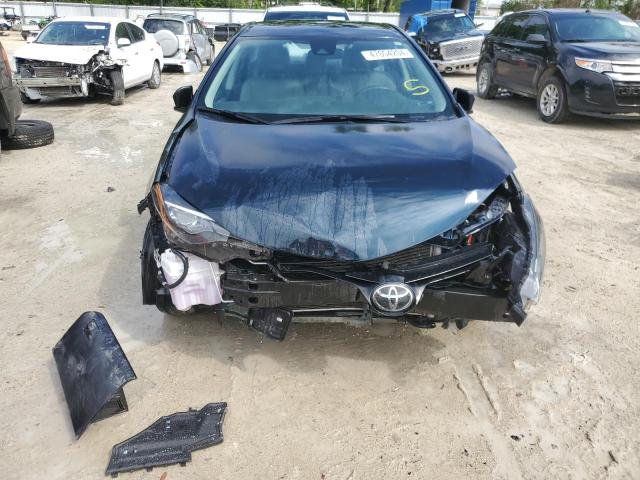 2T1BURHE9KC212857 - 2019 TOYOTA COROLLA L BLUE photo 5